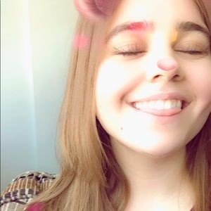 Meet your Posher, Loryn